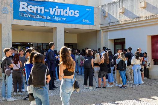 alunos da universidade do algarve